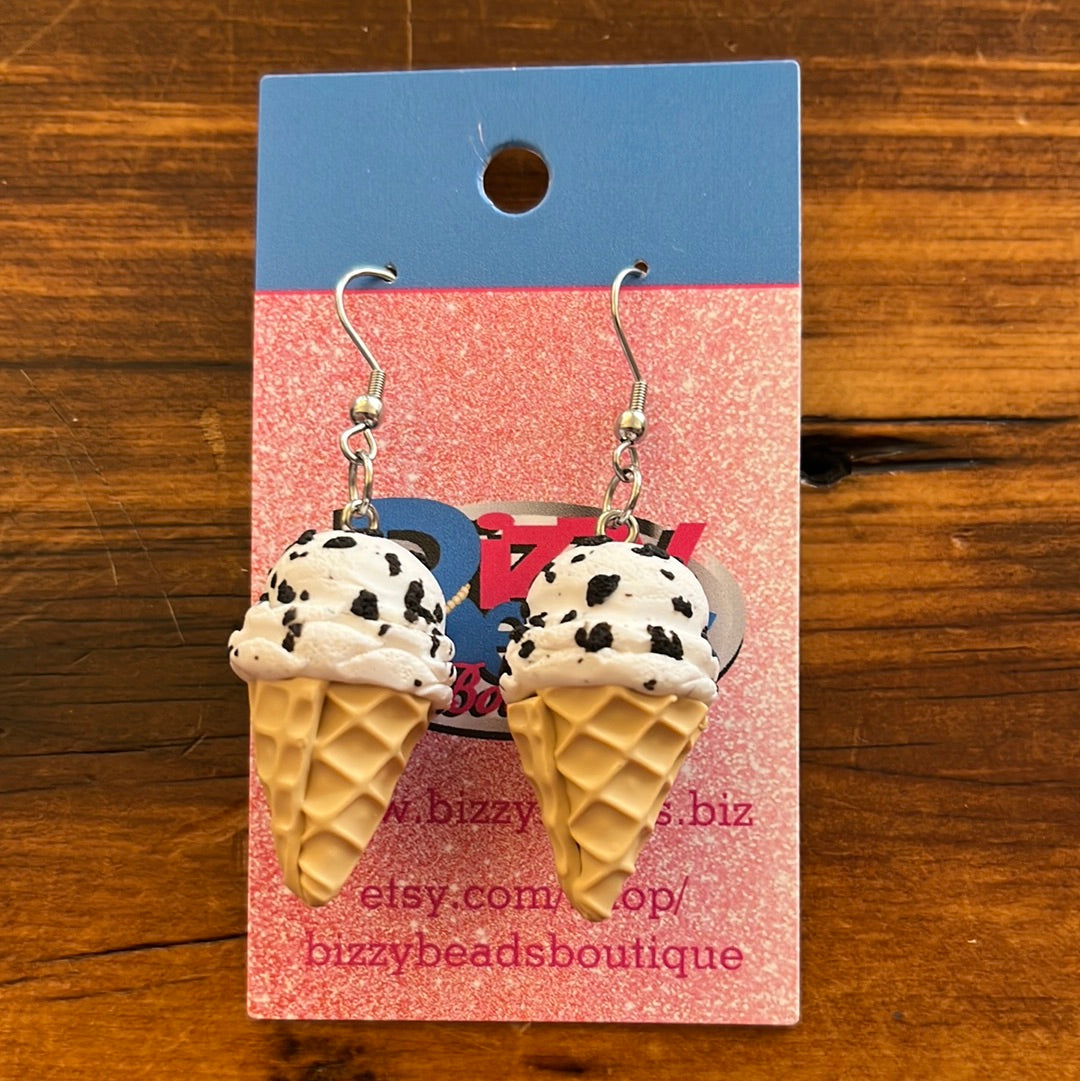 COOKIES & CREAM ICE CREAM CLAY EARRINGS